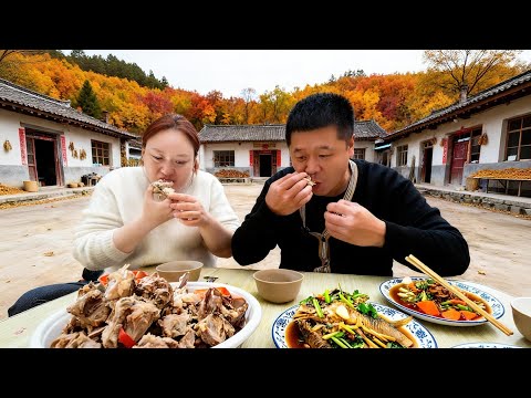 【小爽家常菜】今天和老张回家婆婆做了一桌好吃的，羊蝎子蘸韭菜花嘎嘎香