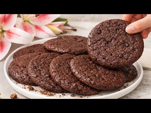 Oatmeal and cocoa! I eat them almost every day and I've lost 10 kg in a month!