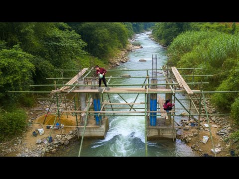 TIMELAPSE : Building An Automated Water Pumping System To Create A Free Water Source For The Farm