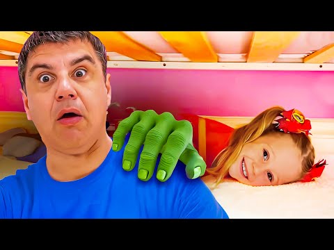 नस्त्या का पापा के साथ मजेदार हैलोवीन प्रैंक और बच्चों के लिए हिंदी कहानियों का संग्रह