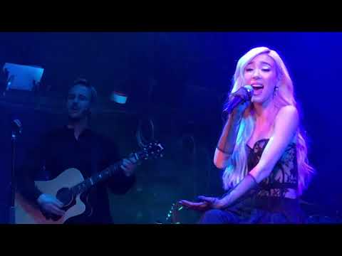Tiffany Young Runaway + Lips on Lips Mini-Tour in New York 03/06/19
