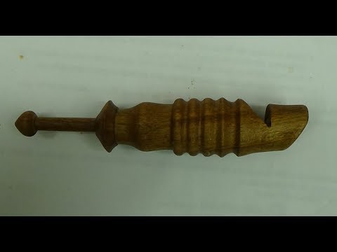 Tournage d'un sifflet à piston en cerisier