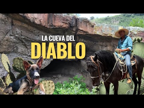 "SE ENCUENTRA EN LO ALTO DE LA BARRANCA Y SE DICE QUE ATRAVIESA EL CERRO"