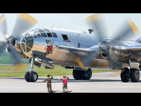 US Pilots Starting World’s Most Feared WW2 Bomber