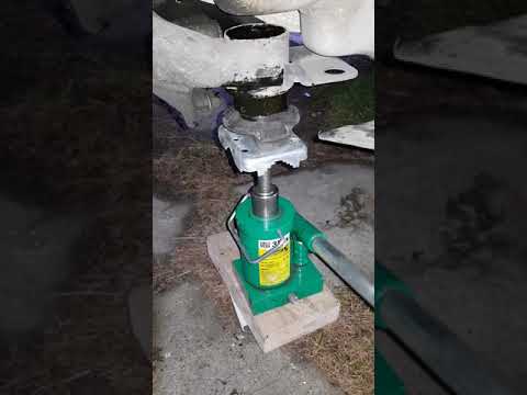 MB ML W164 SUBFRAME BUSHING REPLACEMENT