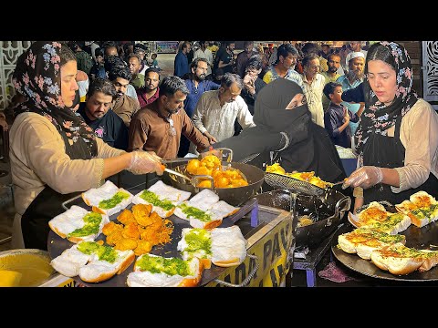 HARDWORKING GIRL SELLING SPICY BUTTER VADA PAV | Roadside VADA PAV GIRL Cheapest Street Food Karachi