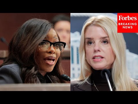 BREAKING: Jasmine Crockett Responds To AG Pam Bondi Sending A 'Threat' To Her In Fox News Appearance