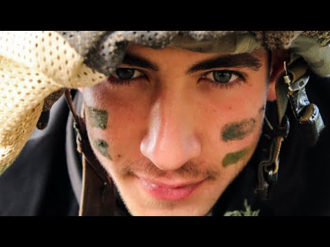 פיקד לבדו על מגן בארי - והציל את לוחמיו: הגבורה של דקל