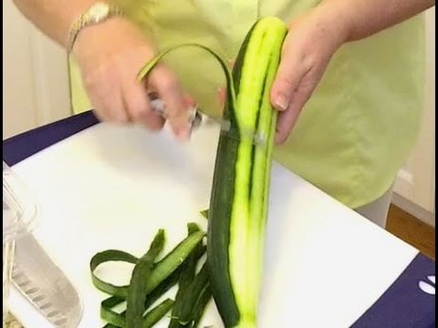 How to Peel and Seed Cucumbers