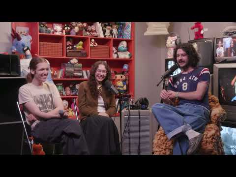 Emergency Intercom - Episode 147 (Enya got bullied)