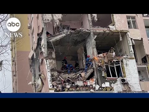 Russia launches attack on Kyiv ahead of Trump-Zelenskyy talks