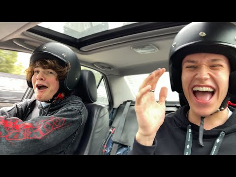 I Tried To Teach Tubbo How To Drive...