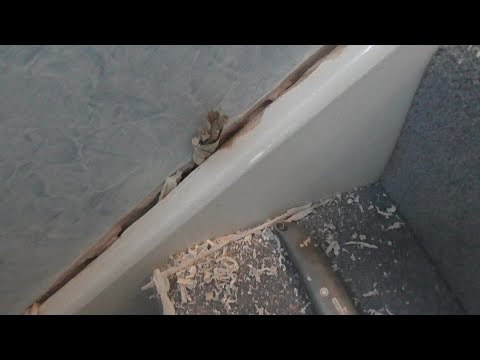 Cracks On Your Staircase