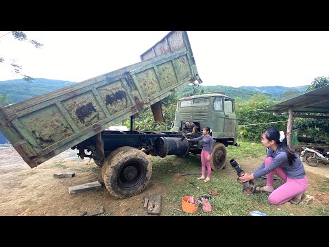 The genius girl has restored the legendary IFA 4x4 using a Desren engine.