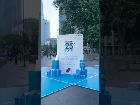 HONOR sent a gift to Samsung 🎁 😂 #Shorts