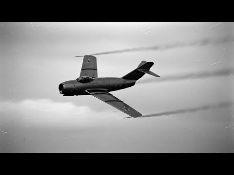 Soviet Pilots Were Baffled When US F-86 Sabres Dominated MiG Alley with a Secret Sight