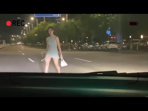 當行車記錄儀、記錄下了公路上、那些難以置信神奇的瞬間!=͟͟͞͞( •̀д•́)