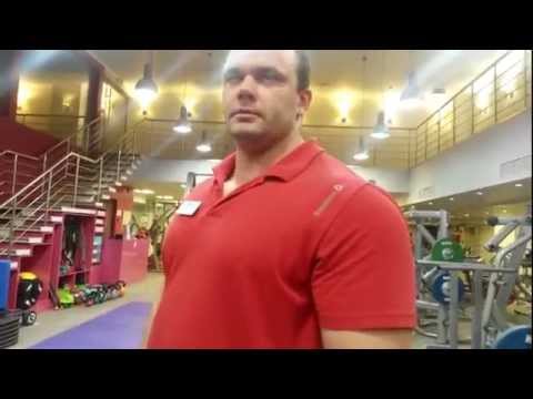 Почему не нужно задирать голову в становой тяге