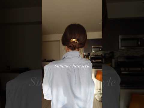 Easy summer hairstyle 🤍 #hairstyle #hairtutorial #updohairstyle #fashion #styling