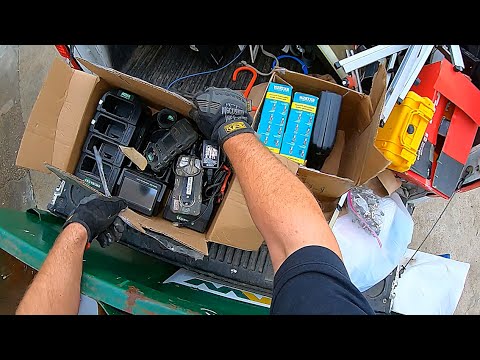 Dumpster Diving & Curbsiding "The 500K Subscriber XL Edition!"