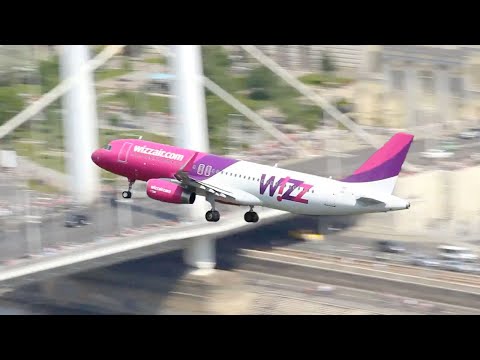 10 Mind Blowing Aviation Moments Caught on Camera