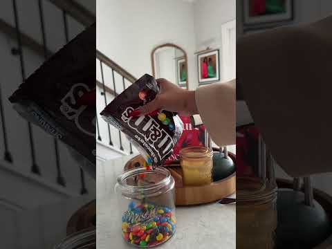 Mini Day in My Life | Luteal Phase Has Me Down But the Show Must Go On