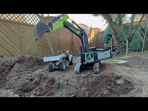 Rc Excavator Zoomlion ZE960G, 1/12 & Articulated Truck, 1/14, when digging a path…