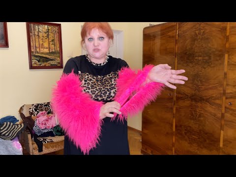 LITTLE WOMEN'S TRICKS FROM SECOND-HAND STORE