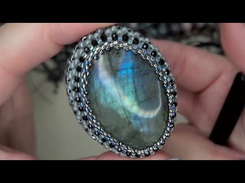 Как оплести камень нестандартной формы. Кулон из ЛАБРАДОРА.