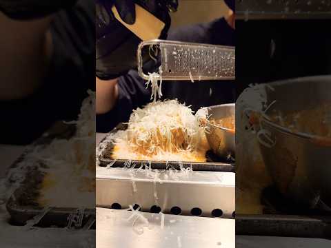 《和牛漢堡🥩》 超濃鬱芝士和牛漢堡｜ 漢堡扒濃鬱爆汁｜ 牛味濃價錢抵食｜ 一輪一門町市場｜ 香港美食 #food #beef #japanesefood #hkfoodies #wagyubeef