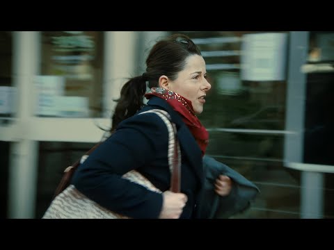 真实故事改编！她是经济学硕士，却为了养活孩子，去酒店做保洁！2.1万人打出8.1高分，14分钟看完2021年冷门佳作《全职》