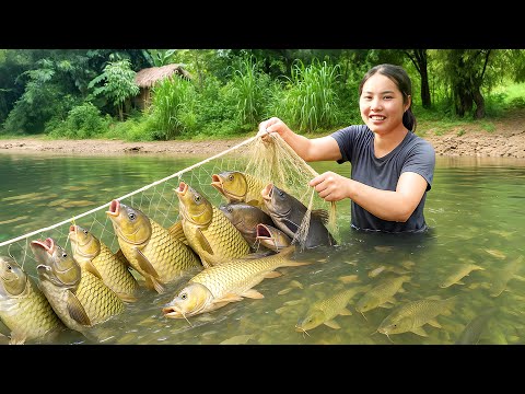 Hand-catching 2000+ giant wild carp & tilapia from the stream to sell at the market with my family