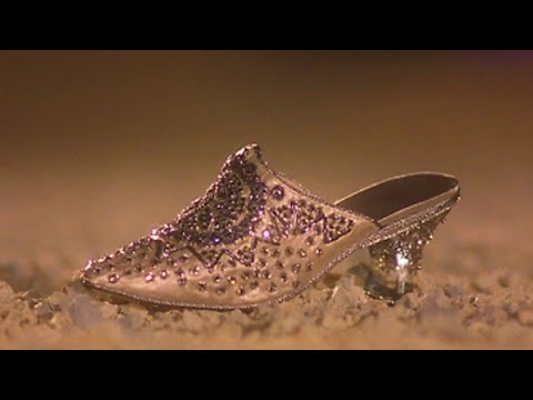 새언니도 쥐어패는 신데렐라..ㄷㄷ [영화리뷰/결말포함]