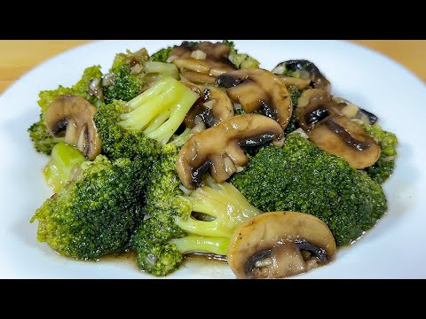 Broccoli has never been prepared so deliciously! Broccoli with mushrooms in garlic sauce! Yummy!