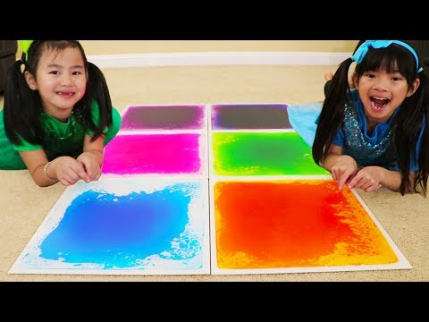 Emma & Jannie Pretend Play Learn Colors w/ Fun Colorful Playmat for Kids