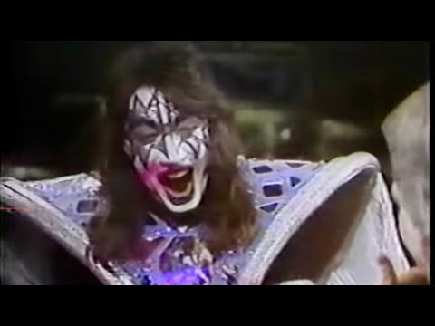KISS - The Tom Snyder Show 10/31/1979 (Complete)