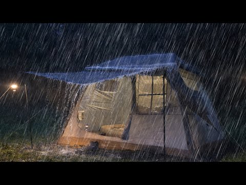 CAMPING HEAVY RAIN🌧️ GETTING CAUGHT IN THE RAIN WHILE SETTING UP A TENT|| COMFORTABLE IN A WARM TENT