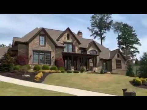 Дома богатых людей в пригороде Атланты