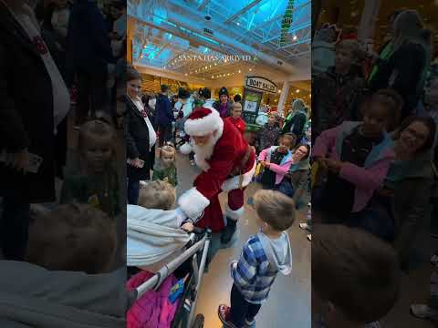 santa is here 🎄#christmas #christmas2025 #santaclaus #bassproshop #corememories #dayinmylife