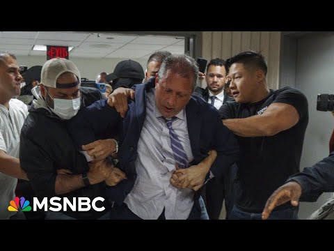 'Nobody's safe': NYC comptroller Brad Lander speaks out after ICE arrest