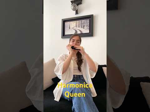 Harmonica Queen, A Magical Scene! 😲