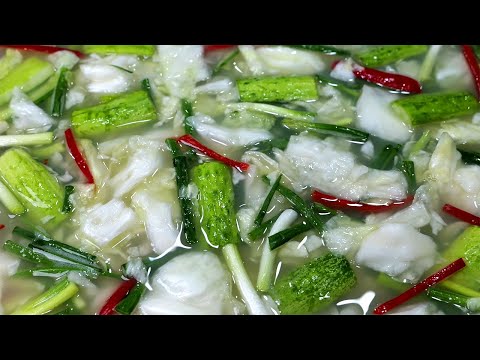 This method of making cabbage kimchi is the most refreshing and delicious.