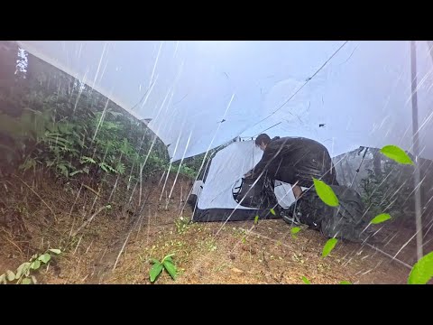 Camping In Heavy Rainstorm and thunder ⛈️Struggling To Pitch a Tent During a Rainstorm