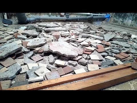 Выравнивание пола в ванной комнате наливным полом для быстрой укладки плитки