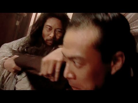 江湖惡人趁小夥醉酒偷襲他，誰料他是天下第一功夫高手，一招取他性命！