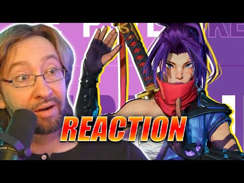 I am being TARGETED! MAX REACTS: Marvel Rivals Trailers