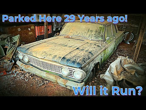 BARN FIND Ford Fairlane Rescue! Will it Run After 29+ Years? Part 1