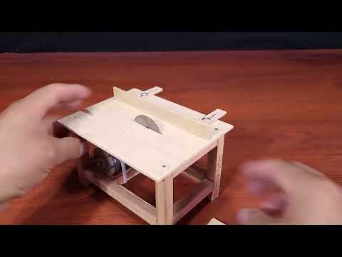 Cómo Hacer una Mini Sierra de Mesa Casera
