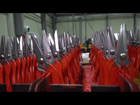 60-year-old battery scissors manufacturing process