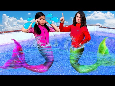 Jannie Pretend Play Swimming as Mermaids in the Pool